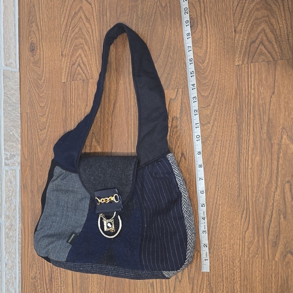 BAABAAZUZU Wool Upcycle Bag - Picture 8 of 9
